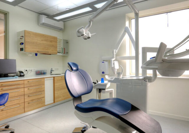 tandartsenpraktijk-meerdijk-behandelkamer-1-kopieren